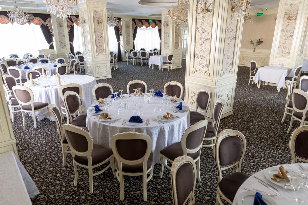 Hotel Giuliano Bragadiru ภายนอก รูปภาพ