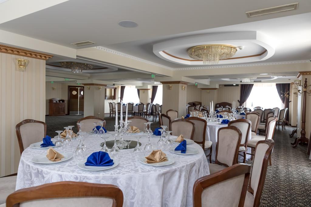 Hotel Giuliano Bragadiru ภายนอก รูปภาพ